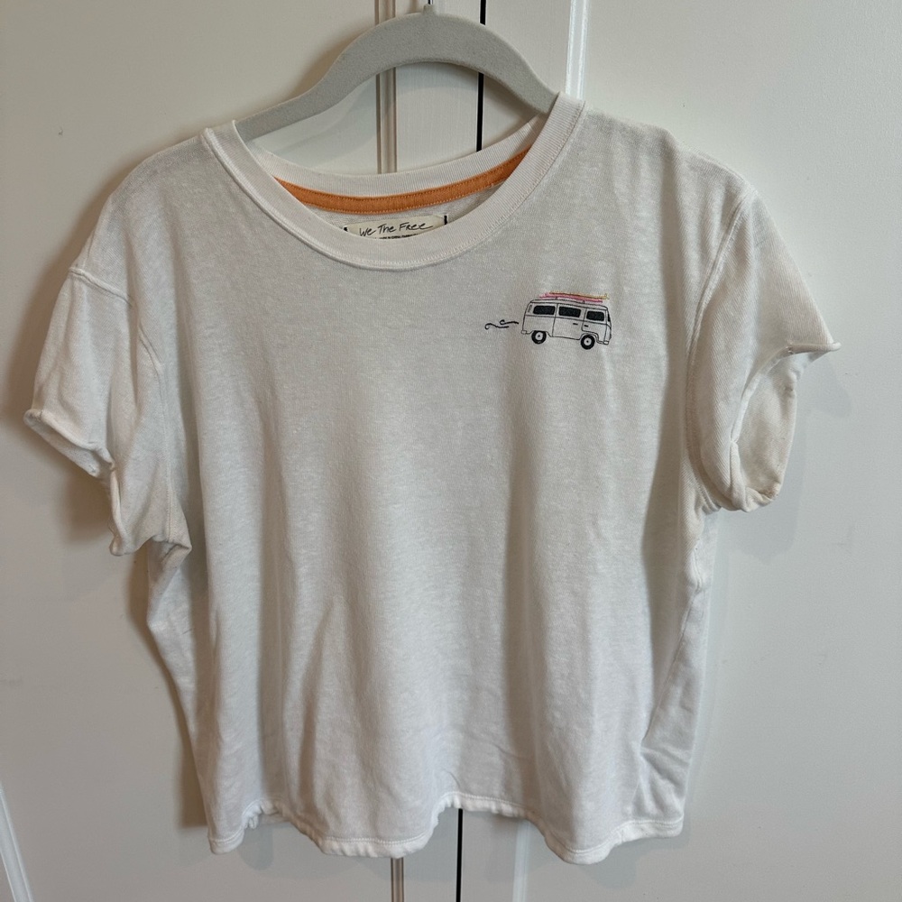 We The Free White Short Sleeve Tee Casual Essential